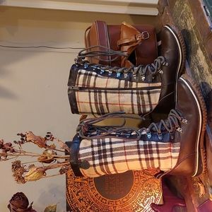 Pajar Canada Brown Leather & Plaid Fleece Lined Winter Boots Size 37 or US 6/6.5